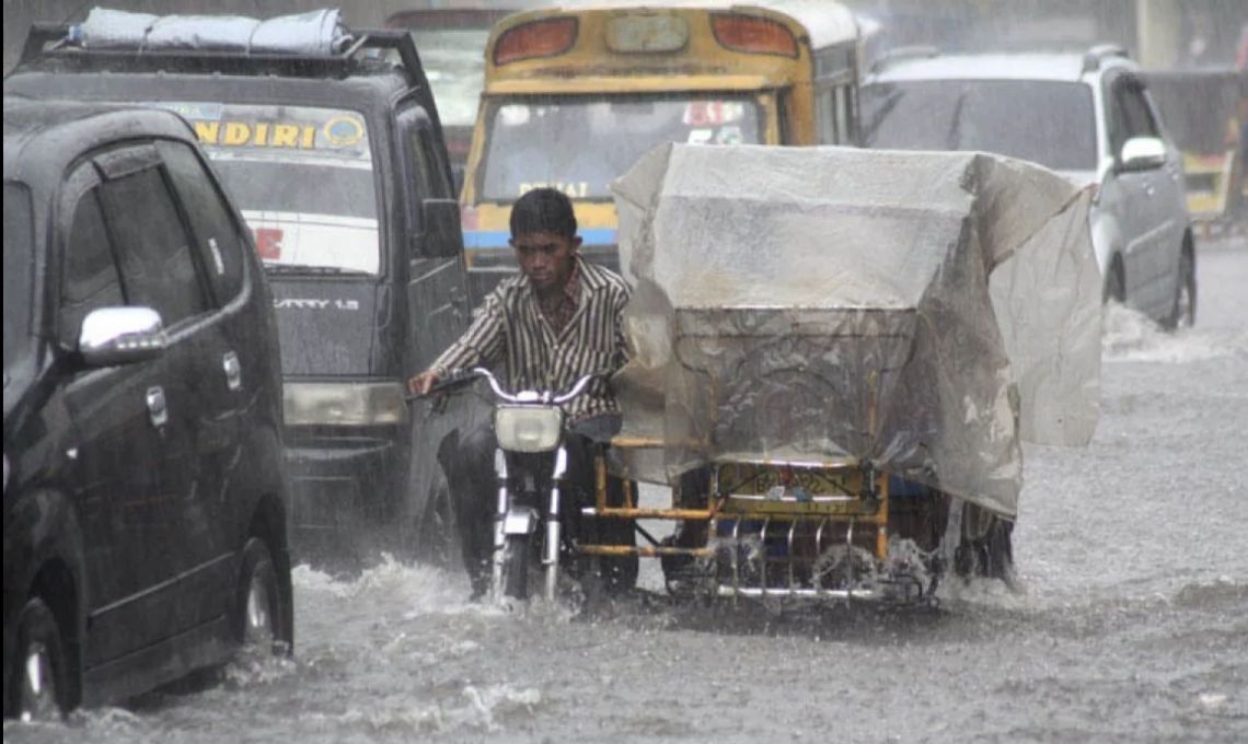 BMKG Mengeluarkan Peringatan Dini Curah Hujan Lebat Di Sembilan Negara Bagian